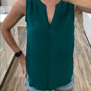 Tinley Road sleeveless blouse